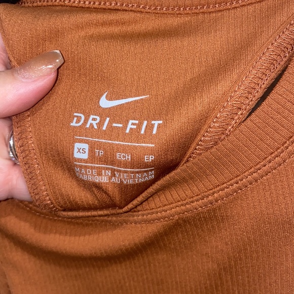 Nike DriFit Studio Ribbed Tank - Picture 3 of 5